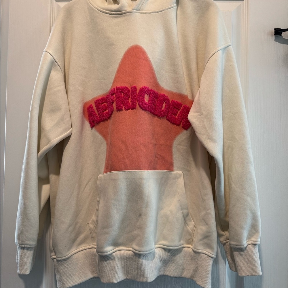 Aelfric Eden Cream Hoodie with Pink and Orange Star Design